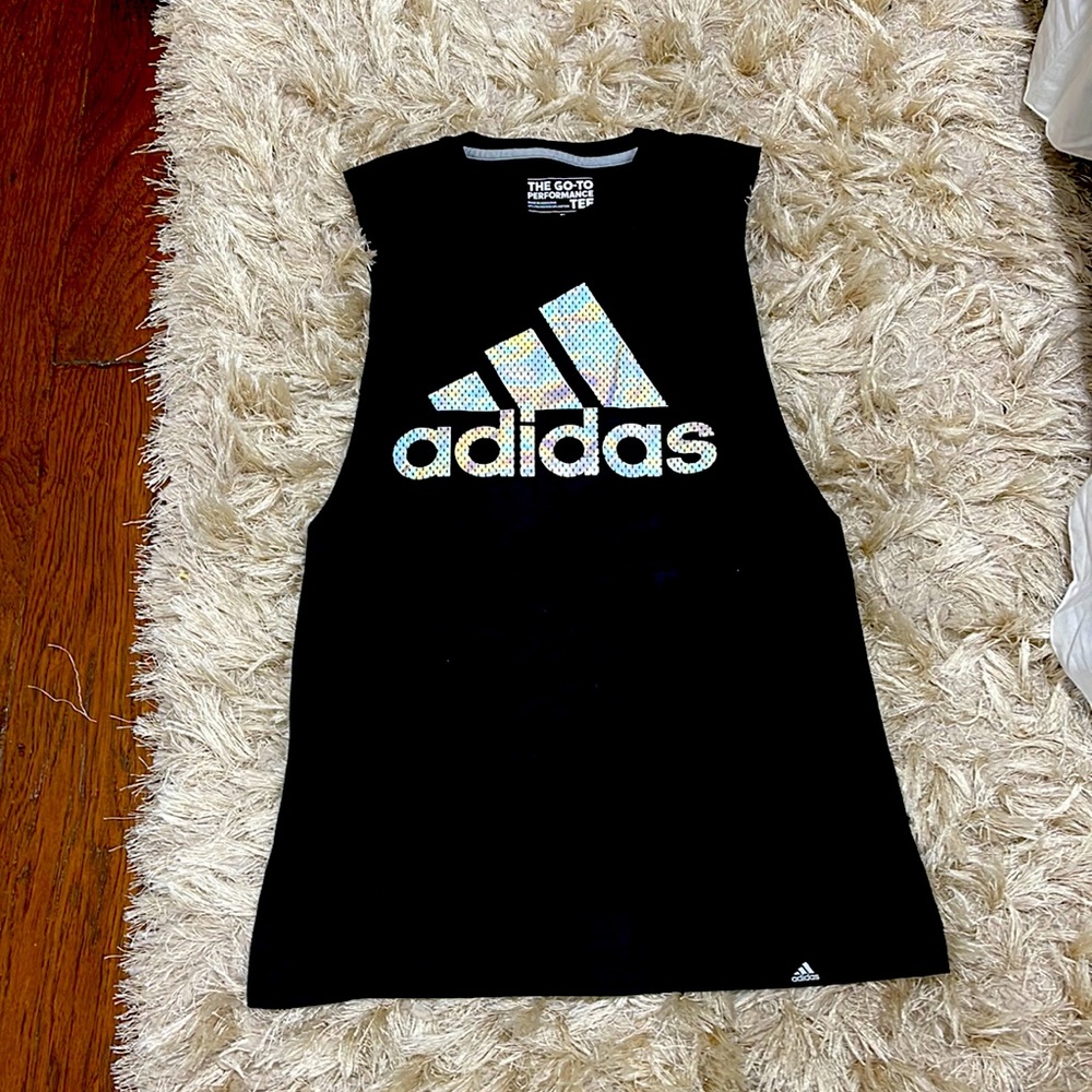 Adidas muscle tee XS
